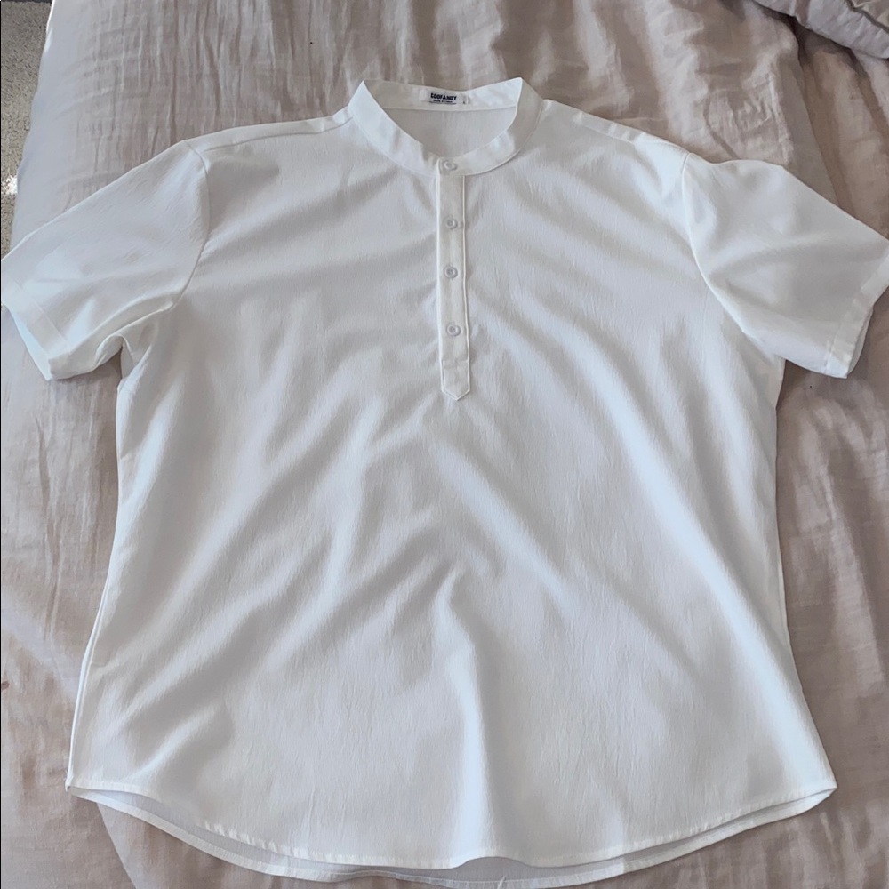 Men's White Short Sleeve Button Down Shirt